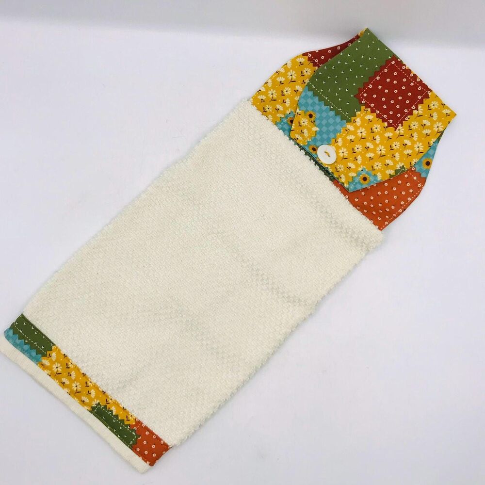 Hanging Kitchen Towel: Granny Patchwork in Fall Colors, Button Closure
